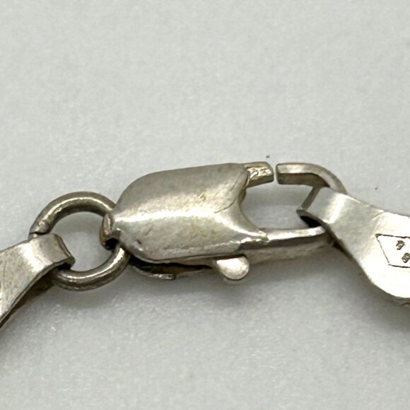Sterling Silver Bracelet Delicate Twisted Chain 925 Lobster Lightweight 7 Inches - Picture 9 of 9